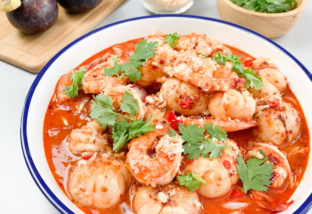 ยำมังคุดกุ้งสด – Chuahahseng